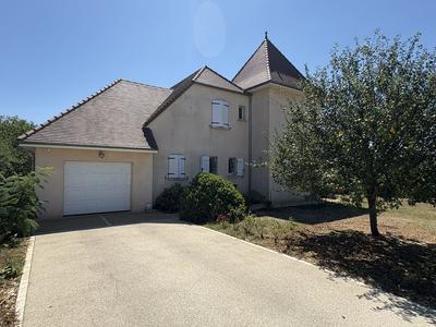 Maison traditionnelle - 173 m² - 5 pièces