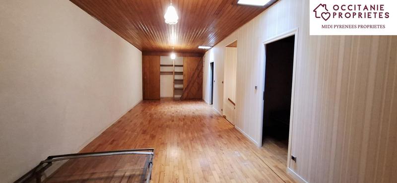 Maison de village - 227 m² - 9 pièces