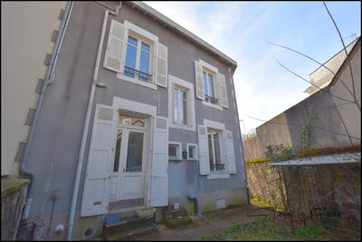 Maison - 191 m² - 10 pièces