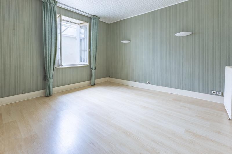 Maison traditionnelle - 110 m² - 5 pièces