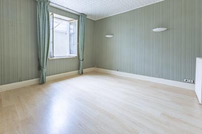 Maison traditionnelle - 110 m² - 5 pièces