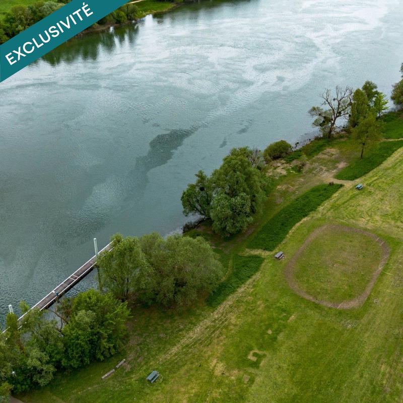 Local commercial - 303 m²