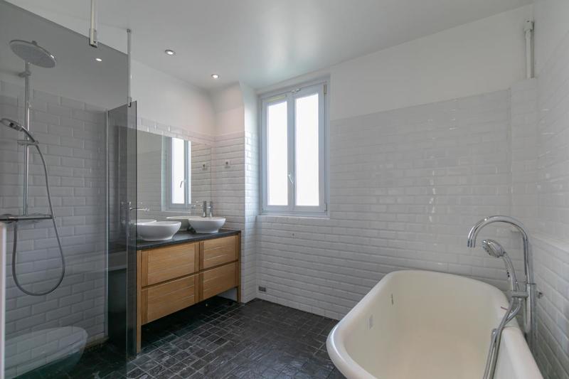 Maison - 144 m² - 7 pièces