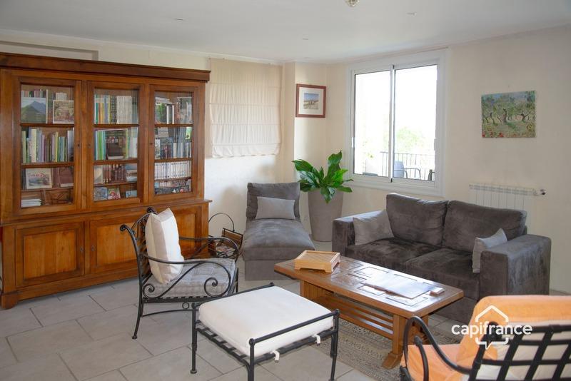 Maison - 351 m² - 16 pièces