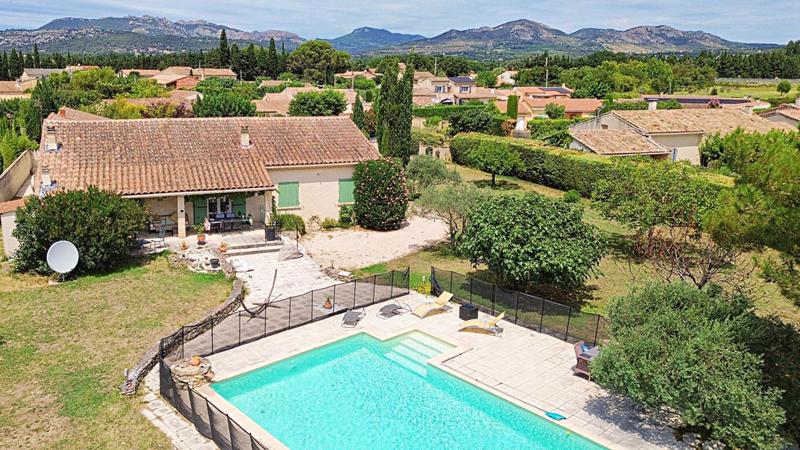 Maison - 213 m² - 7 pièces