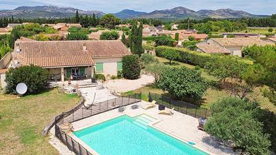 Maison - 213 m² - 7 pièces