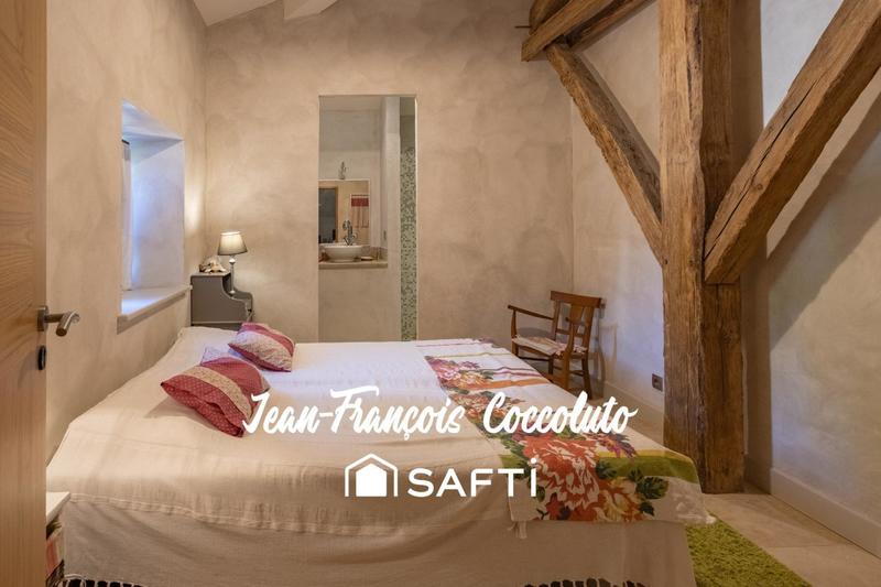 Maison - 350 m² - 13 pièces