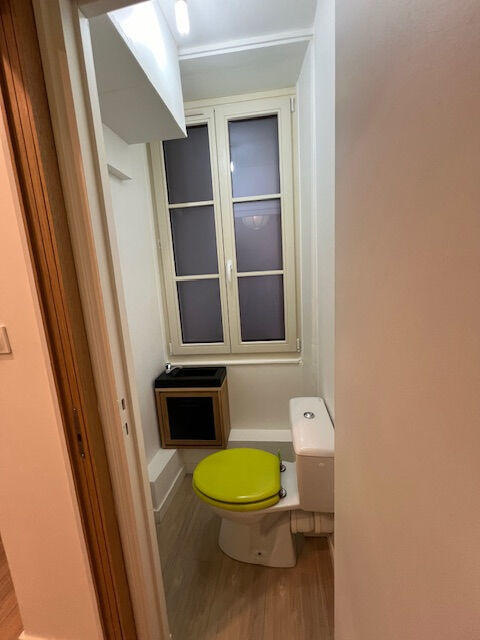 Appartement - 60 m² - 2 pièces