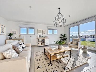 Appartement - 98 m² - 4 pièces