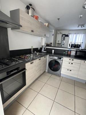 Maison - 87 m² - 4 pièces