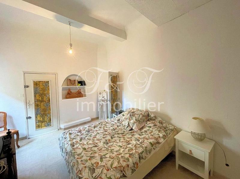 Maison de ville - 260 m² - 9 pièces