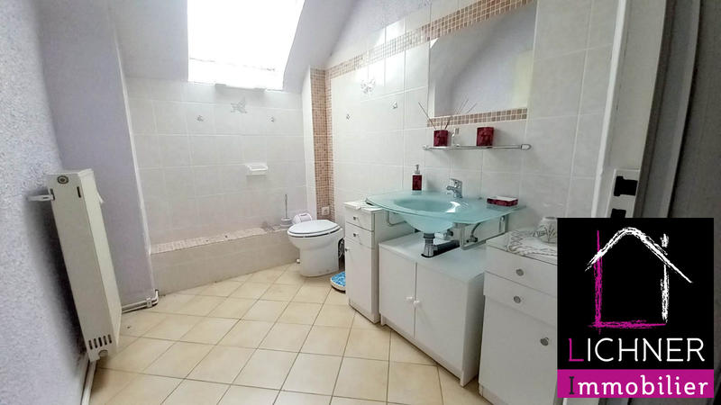 Maison - 95 m² - 4 pièces