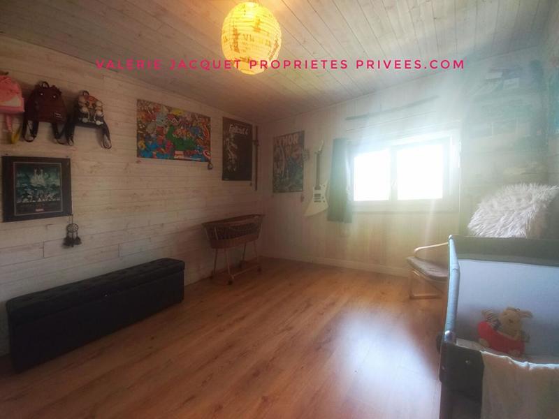 Maison - 200 m² - 8 pièces