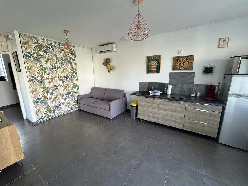 Magasins - 44 m² - 3 pièces