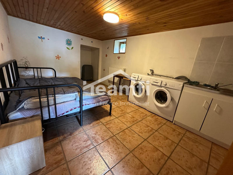 Maison - 259 m² - 10 pièces