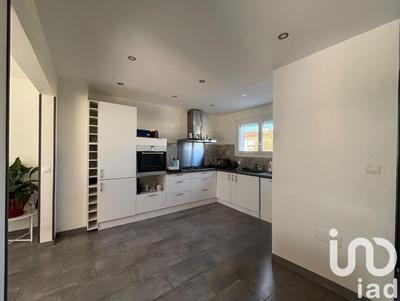 Maison - 102 m² - 6 pièces