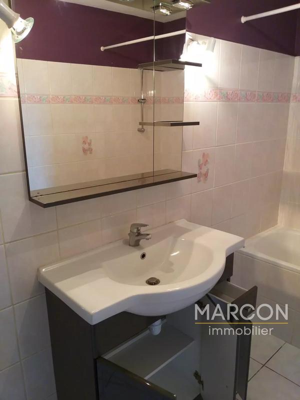 Maison de village - 65 m² - 4 pièces