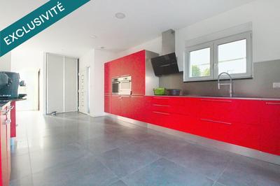 Maison - 180 m² - 6 pièces