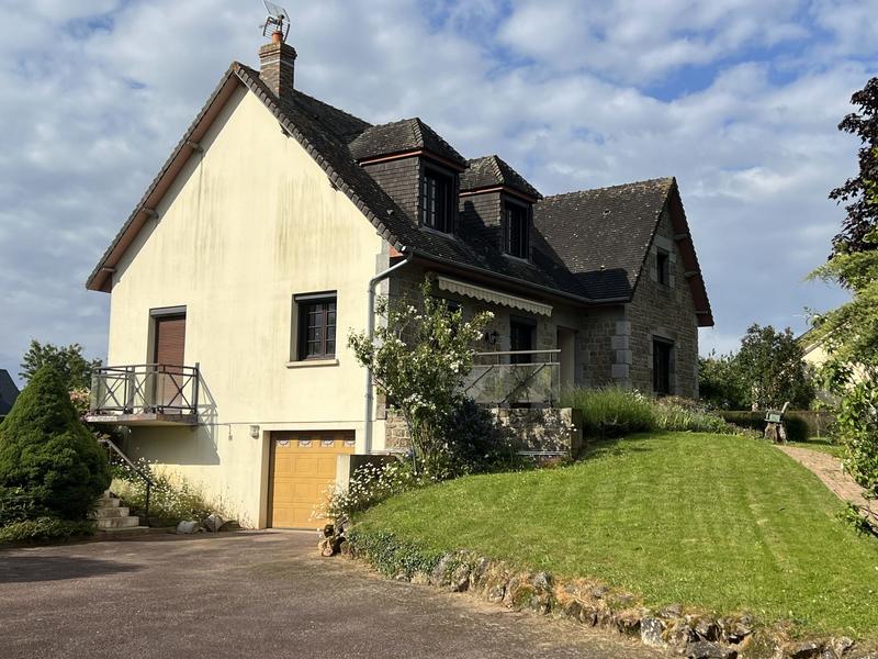 Maison ancienne - 152 m² - 5 pièces