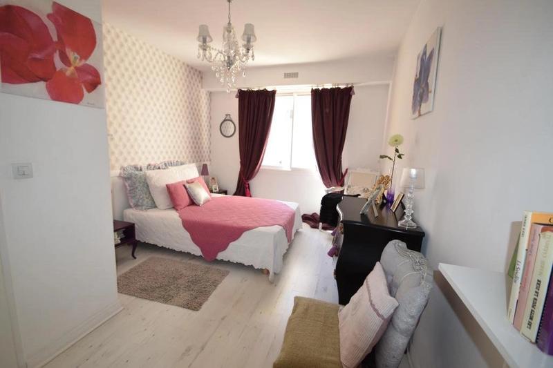 Appartement - 97 m² - 3 pièces