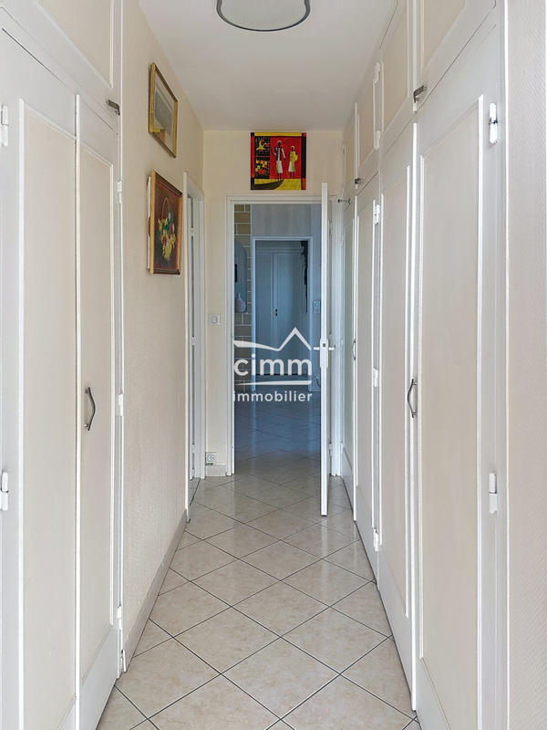 Appartement - 71 m² - 3 pièces
