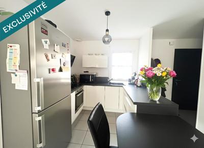 Maison - 90 m² - 6 pièces