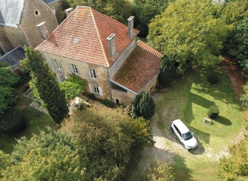 Maison - 230 m² - 8 pièces