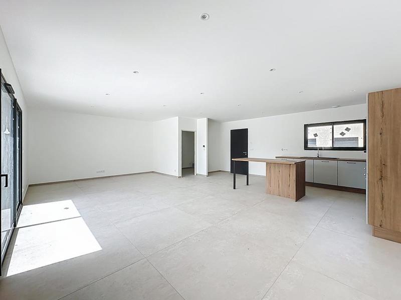 Maison - 115 m² - 4 pièces