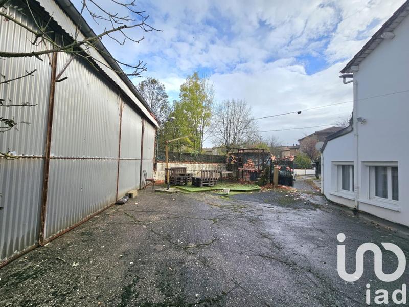 Maison - 285 m² - 10 pièces