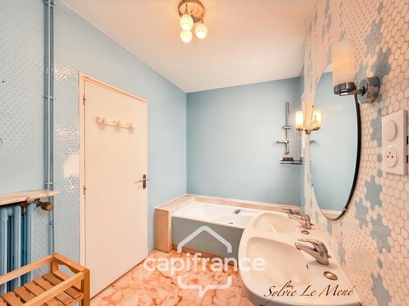 Appartement - 144 m² - 6 pièces