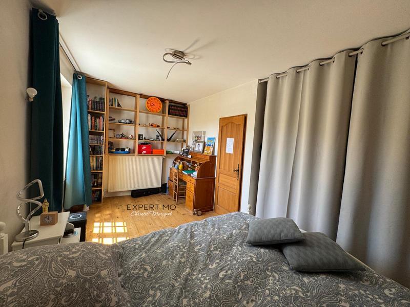 Maison - 195 m² - 6 pièces