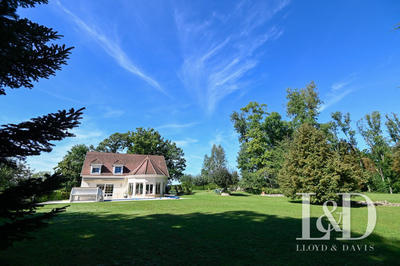 Maison contemporaine - 170 m² - 7 pièces