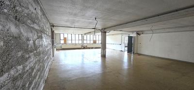 Local d'activité / Entrepôt - 1 620 m² - 16 pièces