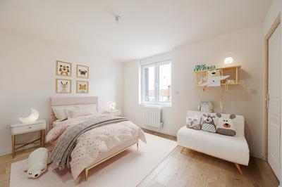 Maison - 95 m² - 5 pièces