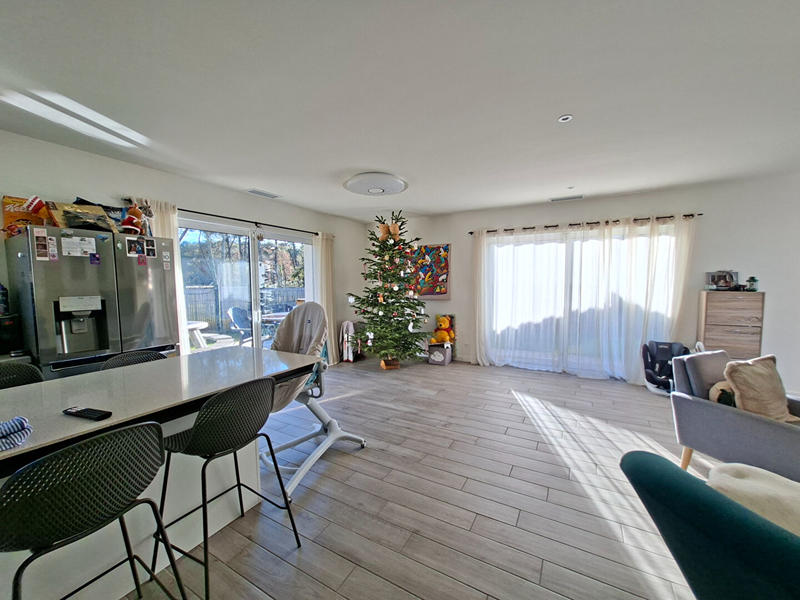 Maison - 95 m² - 5 pièces