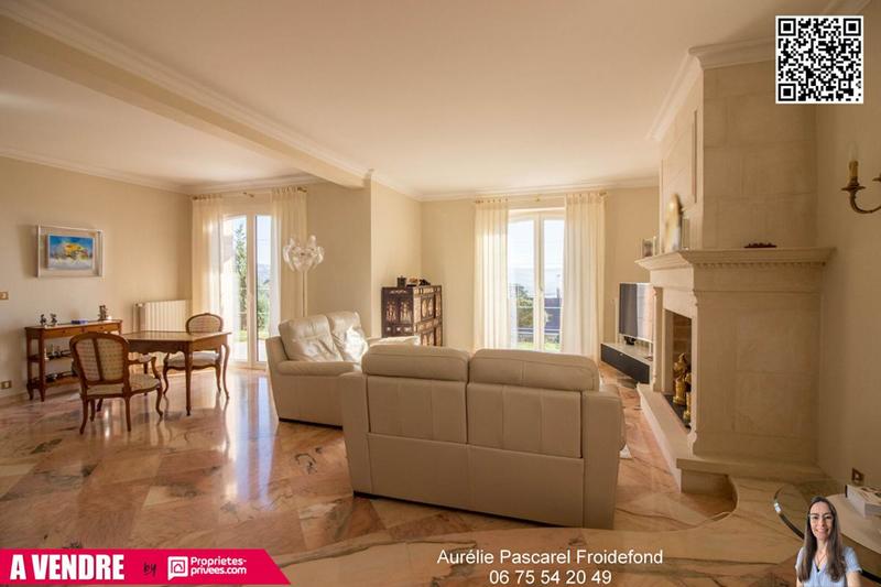 Maison - 167 m² - 6 pièces