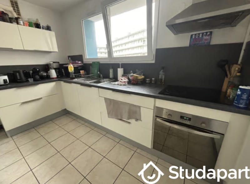 Chambre - 12 m² - 1 pièce