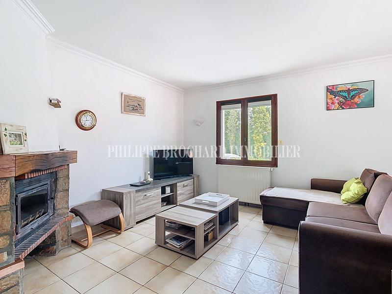 Maison traditionnelle - 112 m² - 6 pièces