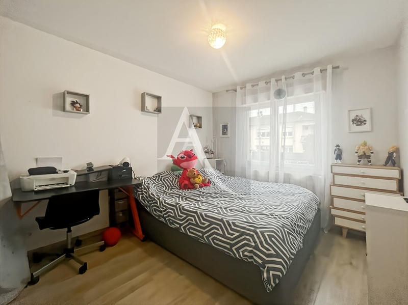 Maison - 110 m² - 6 pièces