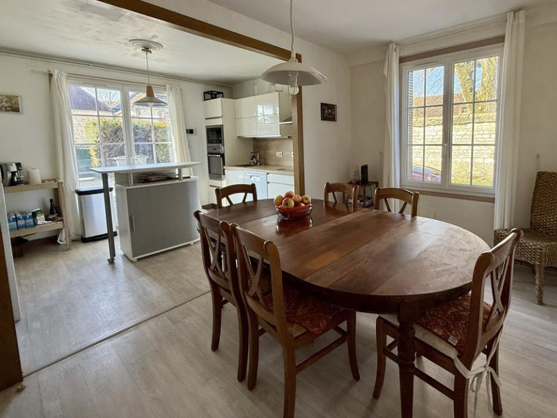 Maison - 167 m² - 6 pièces