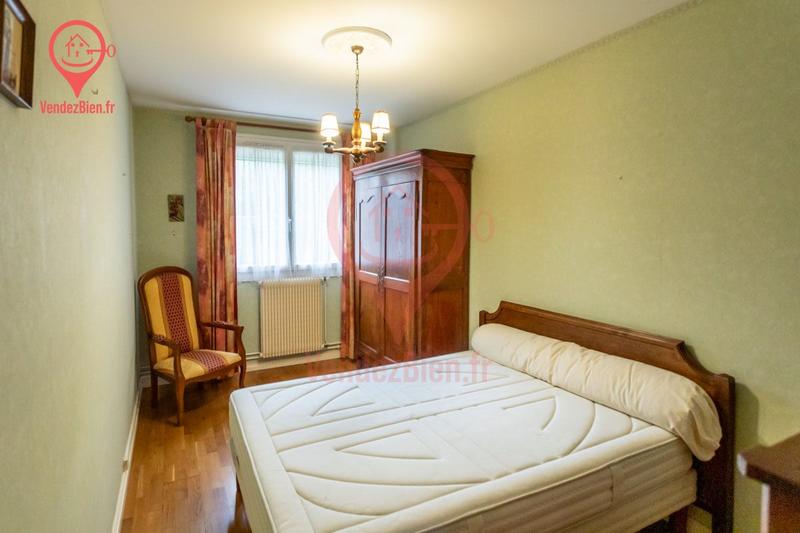 Maison - 93 m² - 4 pièces