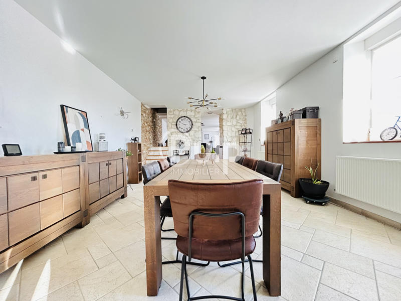 Longère - 230 m² - 8 pièces