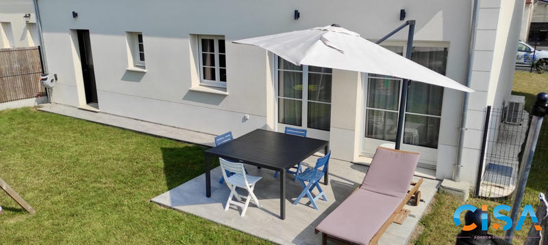 Maison traditionnelle - 122 m² - 6 pièces