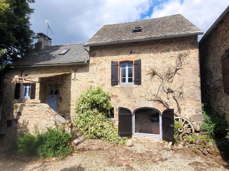 Corps de ferme - 137 m² - 6 pièces