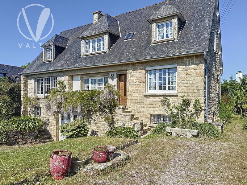 Maison ancienne - 184 m² - 10 pièces