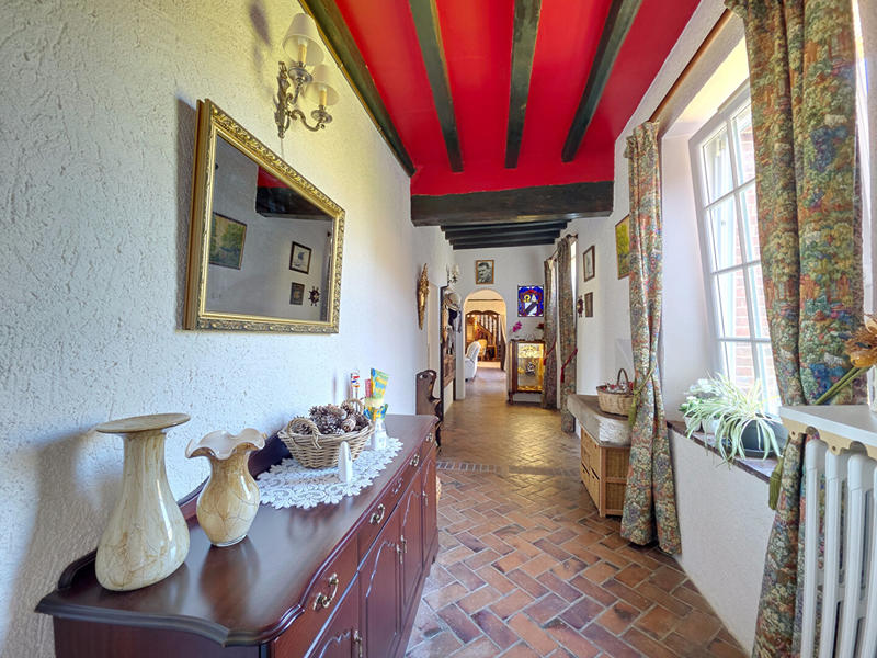 Maison - 261 m² - 11 pièces