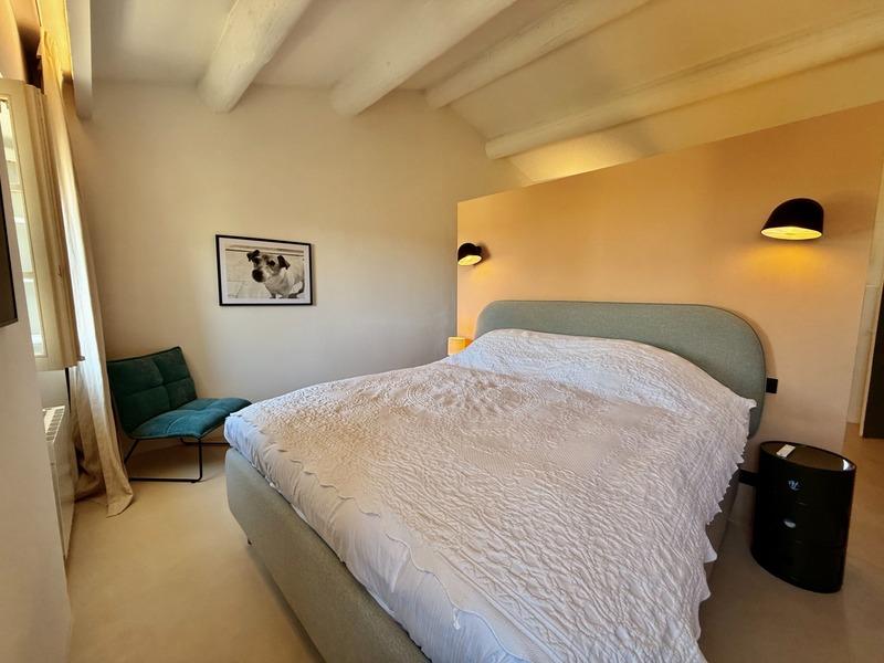 Mas - 180 m² - 6 pièces