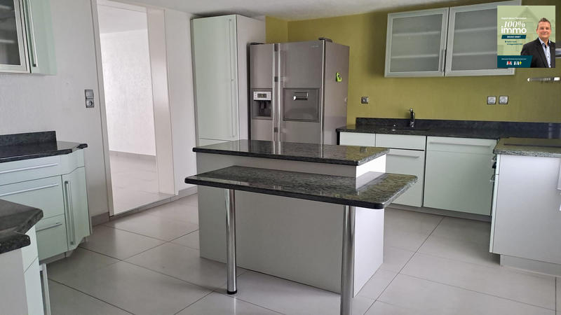 Immeuble - 230 m² - 2 pièces