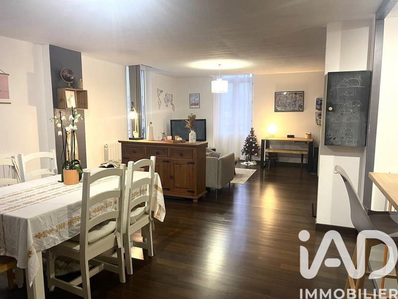 Appartement - 91 m² - 3 pièces