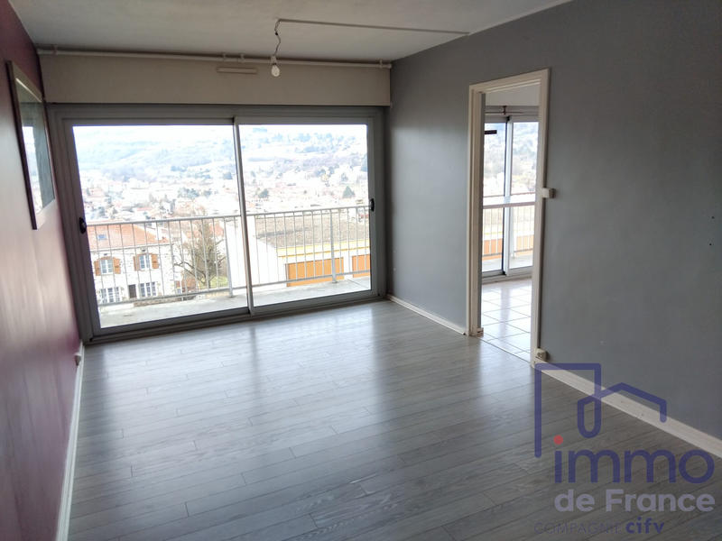 Appartement - 77 m² - 5 pièces